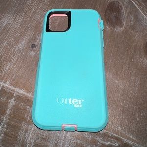 iPhone 11 Pro Max otter box case